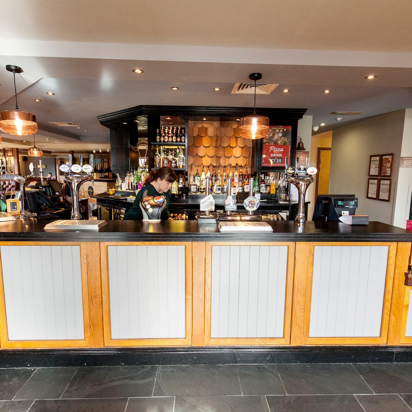 Good food & great times at The Lincolnshire Otter